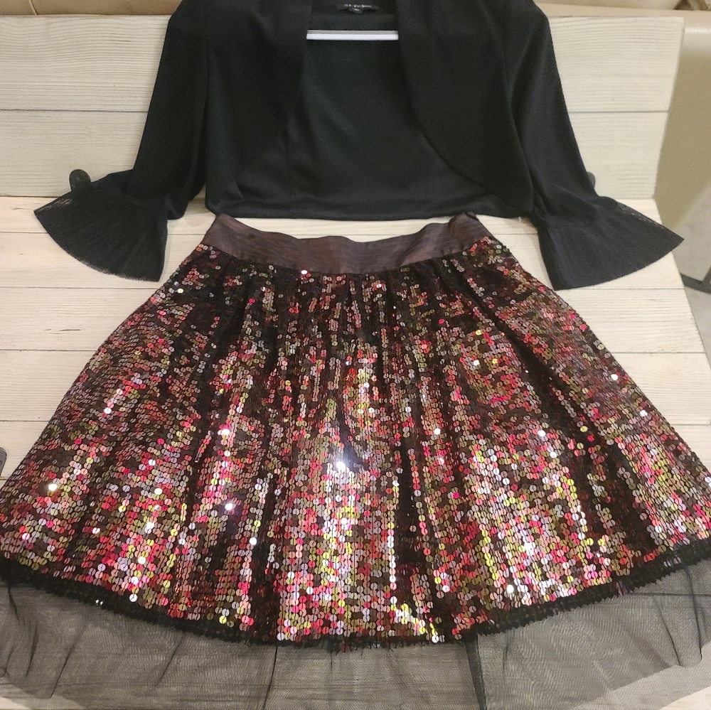 A Vintage 70's Elegant Disco 2pc Set. Beautiful gemstone colors great condition.